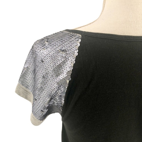Victorias Secret Womens Size Small All-Over Sequin Baseball Tee Shirt  Scoopneck - Picture 4 of 7